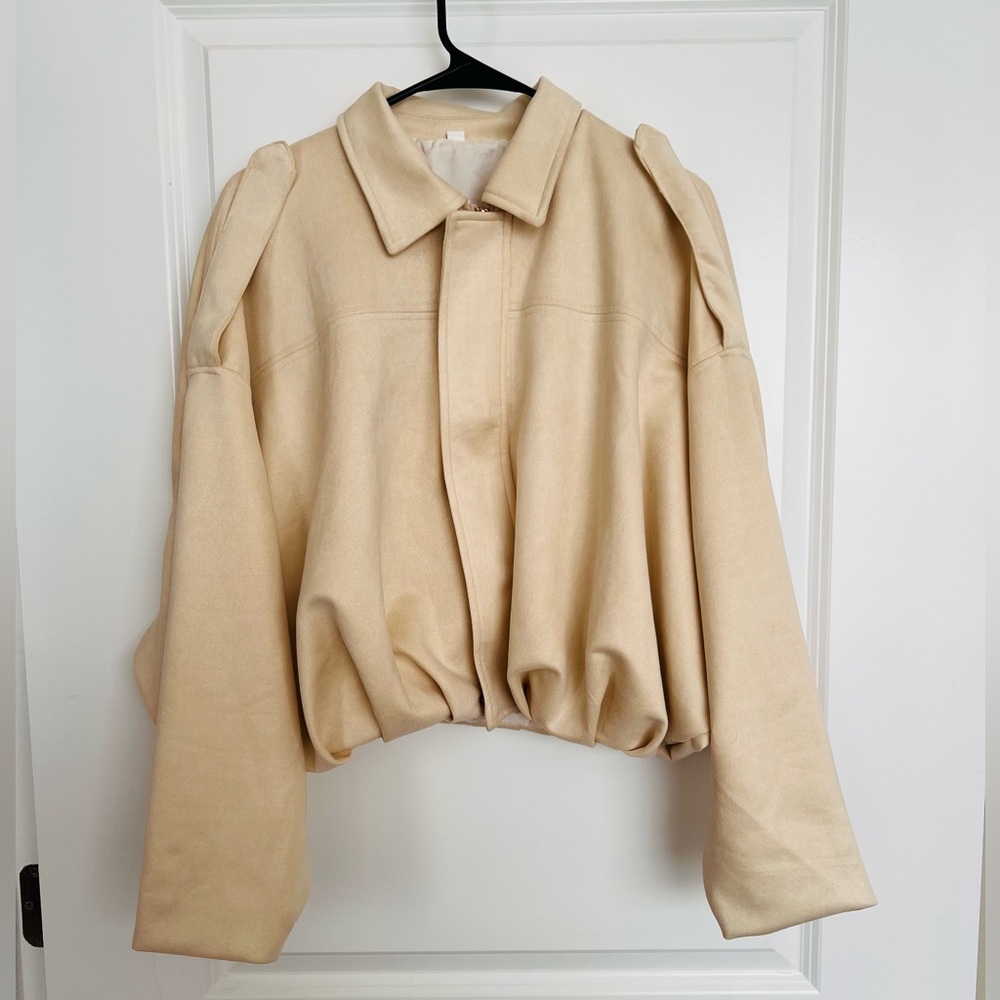 Elegant Cream Women's Jacket